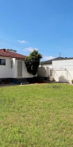 Newly Renovated 3 Bedroom Home in Mount Pritchard&excl; - Photo 3