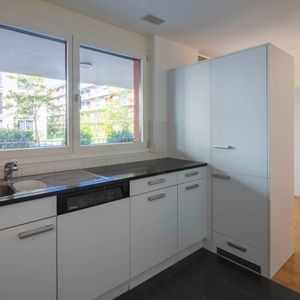 2.5 Zimmer, 67 m², 2. Stock - Photo 2