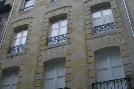 Bordeaux Saint Paul T1 bis meublé - Photo 3