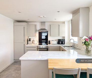 2 bedroom flat to rent - Photo 6