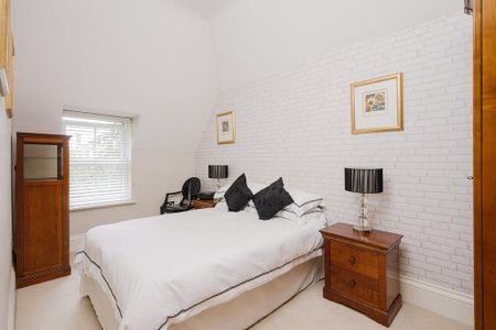5 bedroom townhouse to rent - Photo 5