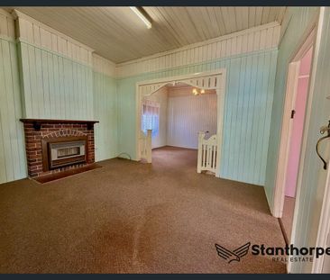 Old-World Character Meets Everyday Comfort — 8 Denham Street, Stant... - Photo 1