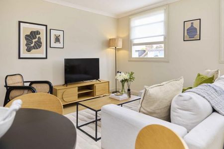 2 bedroom flat to rent - Photo 3