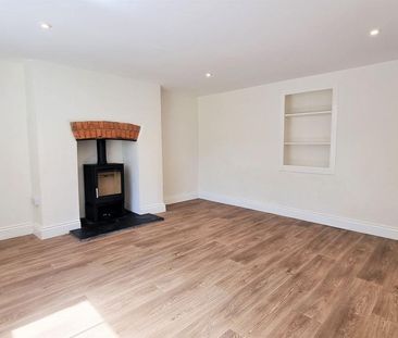 3 bedroom semi-detached house to rent - Photo 3