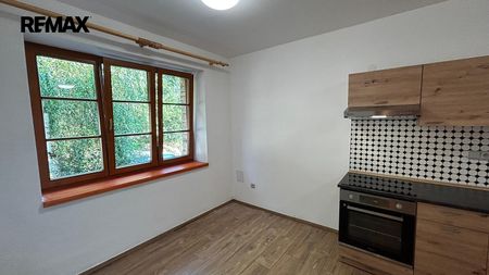 Pronájem domu 60 m² s pozemkem 79 m² - Photo 2