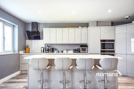 2 bedroom bungalow to rent - Photo 3