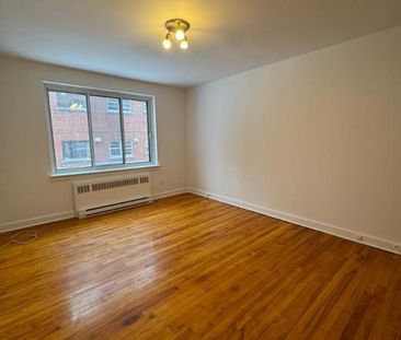 4 1/2 À LOUER, CÔTE DES NEIGES, 1500$, 1er février - Photo 1