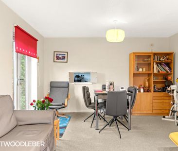 2 bedroom apartment to rent - Photo 3