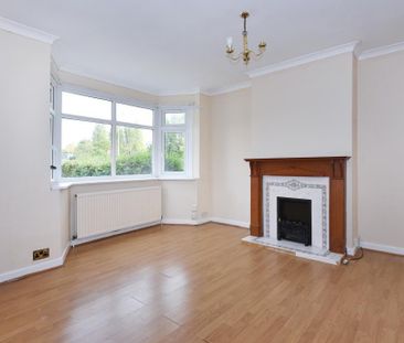 4 bedroom semi-detached house to rent - Photo 3