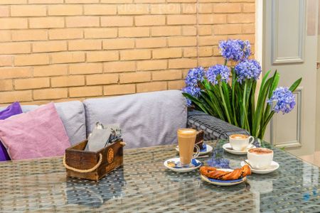 1 Bedroom Apartment, Lynwood Village – Ascot - Photo 3