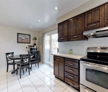 Detached Home For Lease | N8143948 - Photo 4