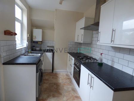 3 bedroom terraced house to rent - Photo 4