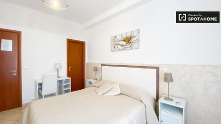 rome, Lazio 00154 - Photo 4