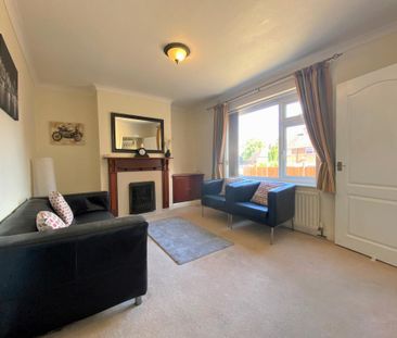 3 bedroom semi-detached house to rent - Photo 2