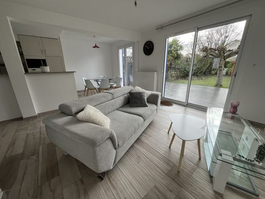 Location Maison 4 pièces 86m² POITIERS 86000 - Photo 1