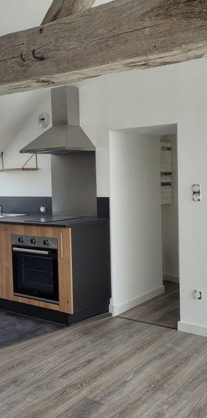 Location Appartement 2 pièces 45m² SABLE SUR SARTHE 72300 - Photo 1