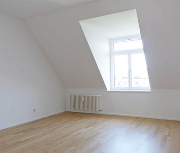 Diese Dachwohnung wird Sie begeistern! - Foto 5