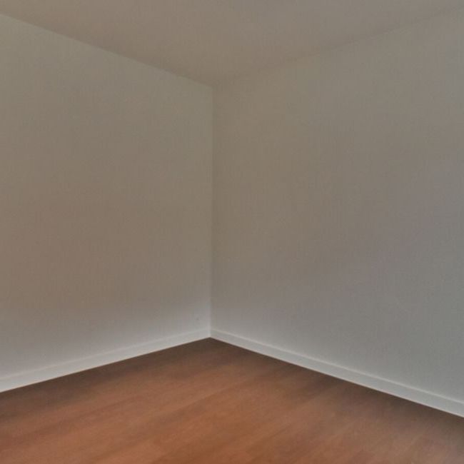 Woning te huur in Duisburg voor € 2.195 met 4 slaapkamers - Photo 1