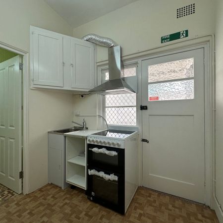 8 Park Rd., Hurstville, NSW 2220 - Photo 3