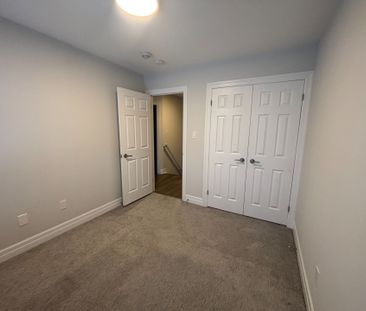 For Lease - 2610 Sheffield Boulevard, London South, Ontario - Photo 3