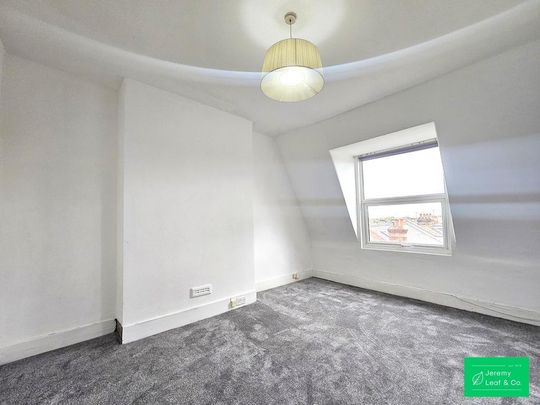 3 bedroom flat to rent - Photo 1