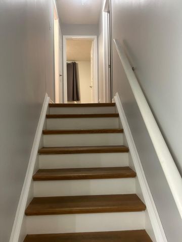 For Lease - 422 Laguna Street Unit# Upper, Oshawa, Ontario - Photo 5