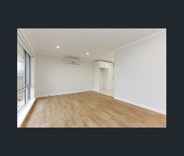 44 Doolette Street, Spearwood, WA 6163 - Photo 3