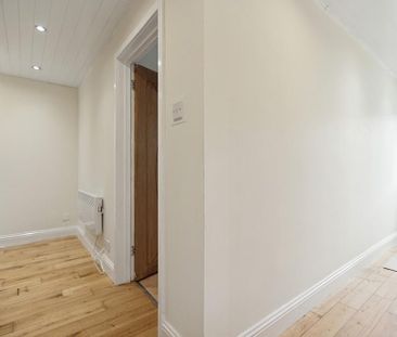 2 bedroom ground floor flat to rent - Photo 6