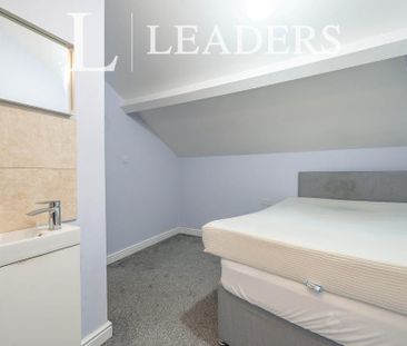1 bedroom in a house share to rent - Photo 6