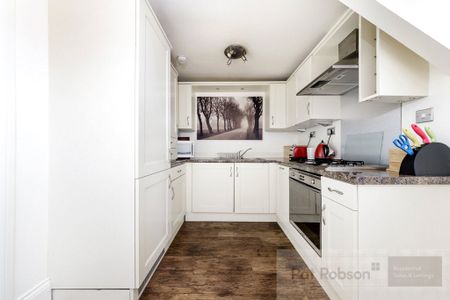 Grosvenor Road, Newcastle Upon Tyne - Photo 3