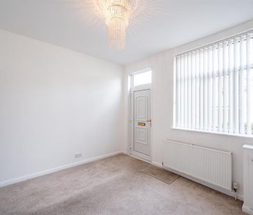 2 bedroom end of terrace house to rent - Photo 6