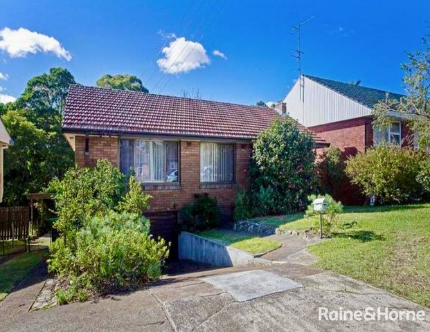 Three Bedroom home in great location - Photo 1