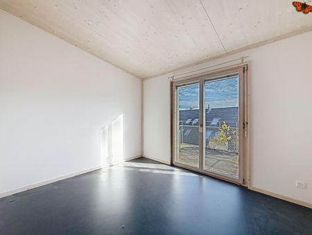 4½ ROOMS - In a quiet triplex! - Photo 3