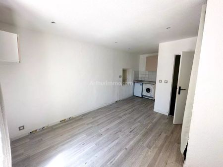 Location Appartement 1 pièces 18 m2 à Draguignan - Photo 2