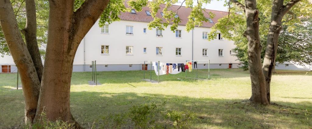 Im Stadtteil Görden: 2-Zimmer-Wohnung mit Badewanne - Photo 1
