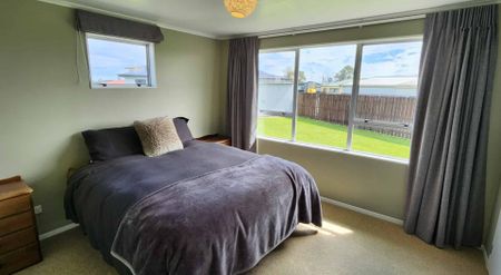 THREE BEDROOM BELL BLOCK HOME - Photo 2