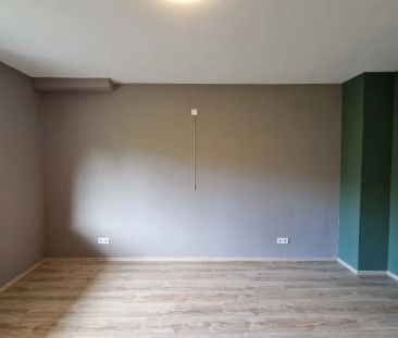 Singles aufgepasst: helle 2-Zimmer-Wohnung mit Einbauküche und Terr... - Foto 4