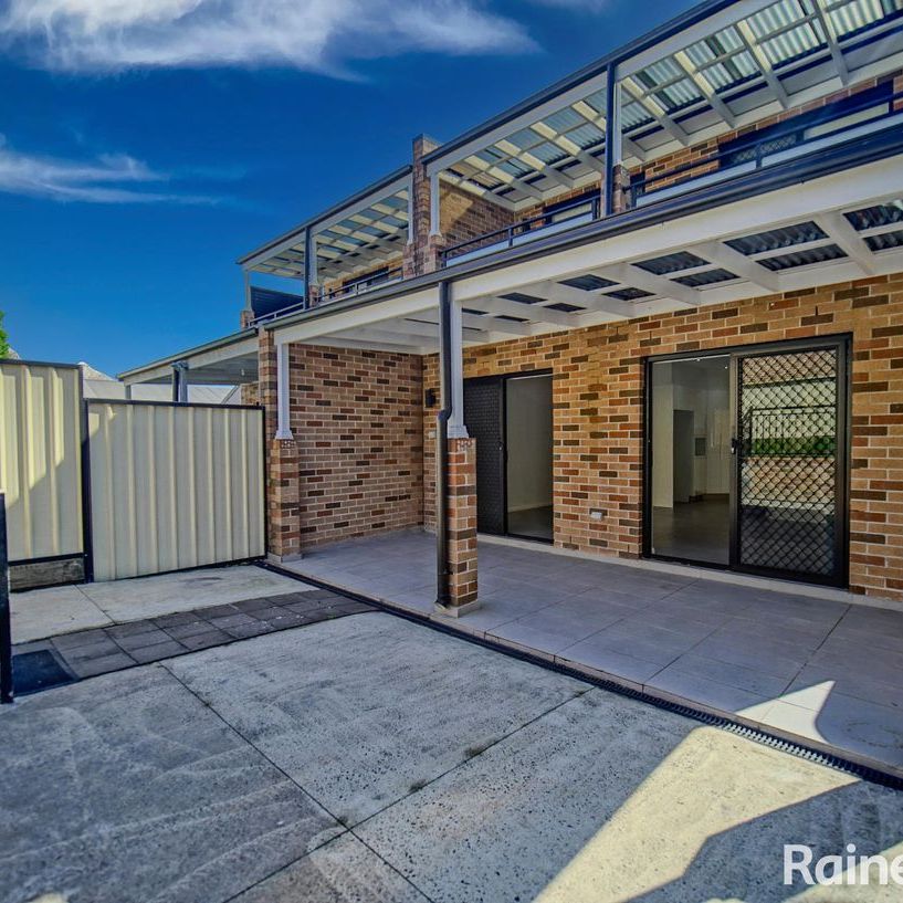 27 Barry Avenue, Mortdale, NSW 2223 - Photo 1