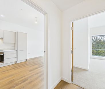 Lakeside West, Causeway, Staines-Upon-Thames,TW18 - Photo 6