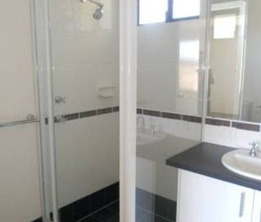 SPACIOUS LIVING - Photo 3