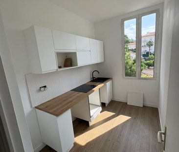 Location Appartement 2 pièces 44m² CANNES 06400 - Photo 2