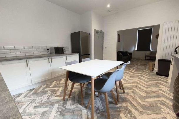 Alnwick Road, South Shields, NE34 - Photo 1