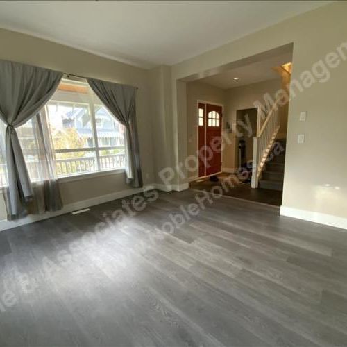 2XX Jensen Street NewWestminster - Photo 1
