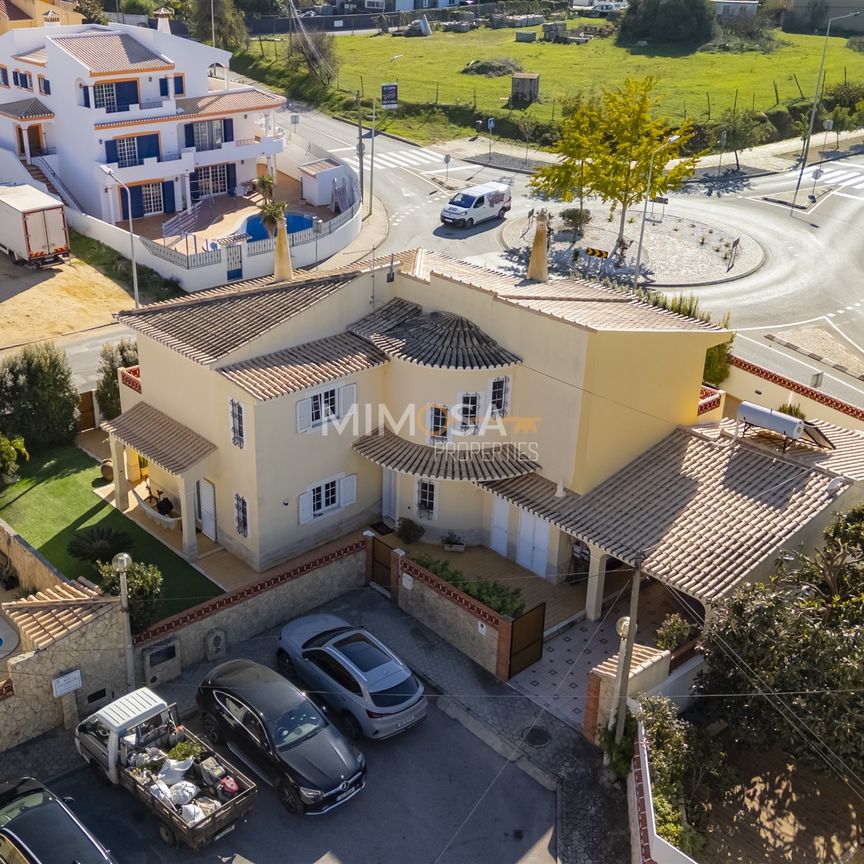 Moradia T4 em Faro - Photo 1