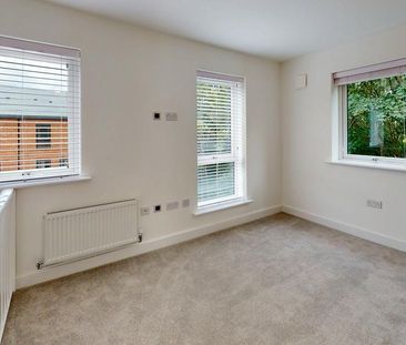 2 bedroom townhouse to rent - Photo 2