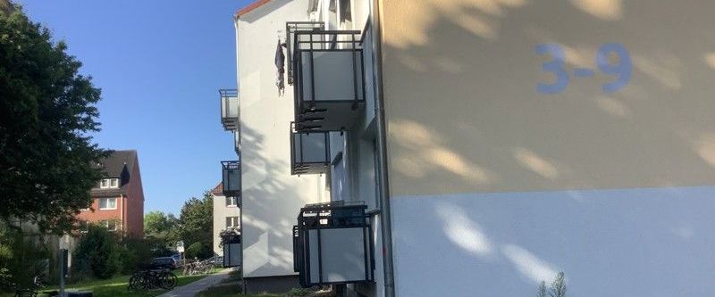 3-Zimmer-Wohnung im Erdgeschoss mit Balkon - Foto 1