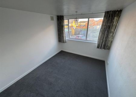 Colina Close Willenhall Coventry - Photo 2