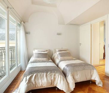 Location appartement, Paris 16ème (75016), 4 pièces, 124.92 m², ref 84652444 - Photo 1