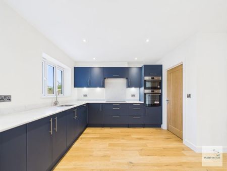 5 bedroom detached house to rent - Photo 4