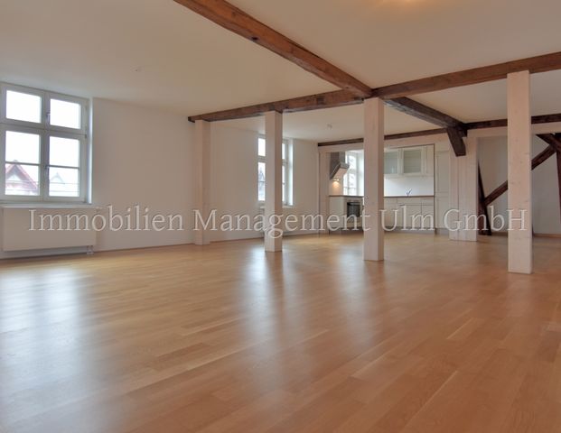 Altbauwohnung mit Flair im Herzen von Ulm! - Photo 1